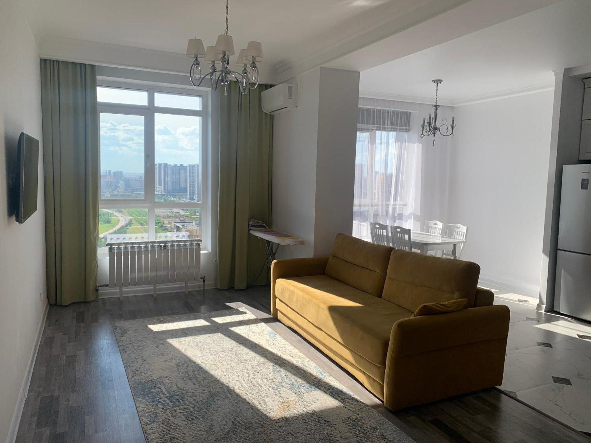Квартира На Ботаническом, Коркем 3 Apartment Astana Luaran gambar